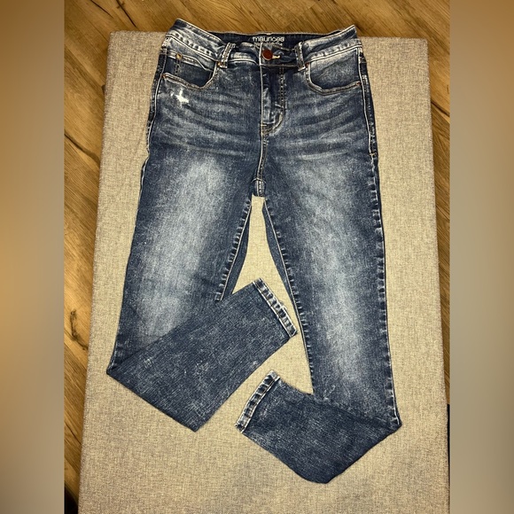 Maurice’s EverFlex High Rise Jeans - Picture 2 of 7